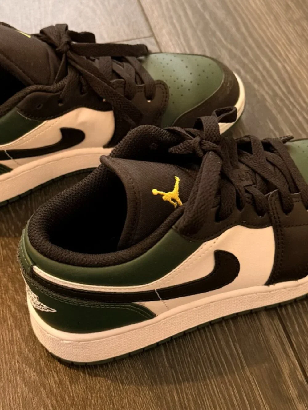 Jordan authentic air
