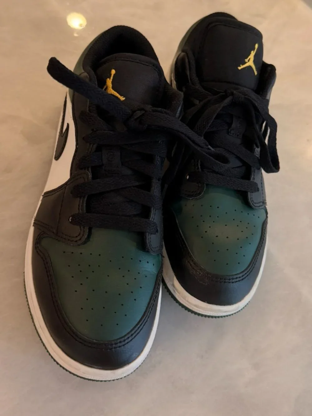 Jordan authentic air