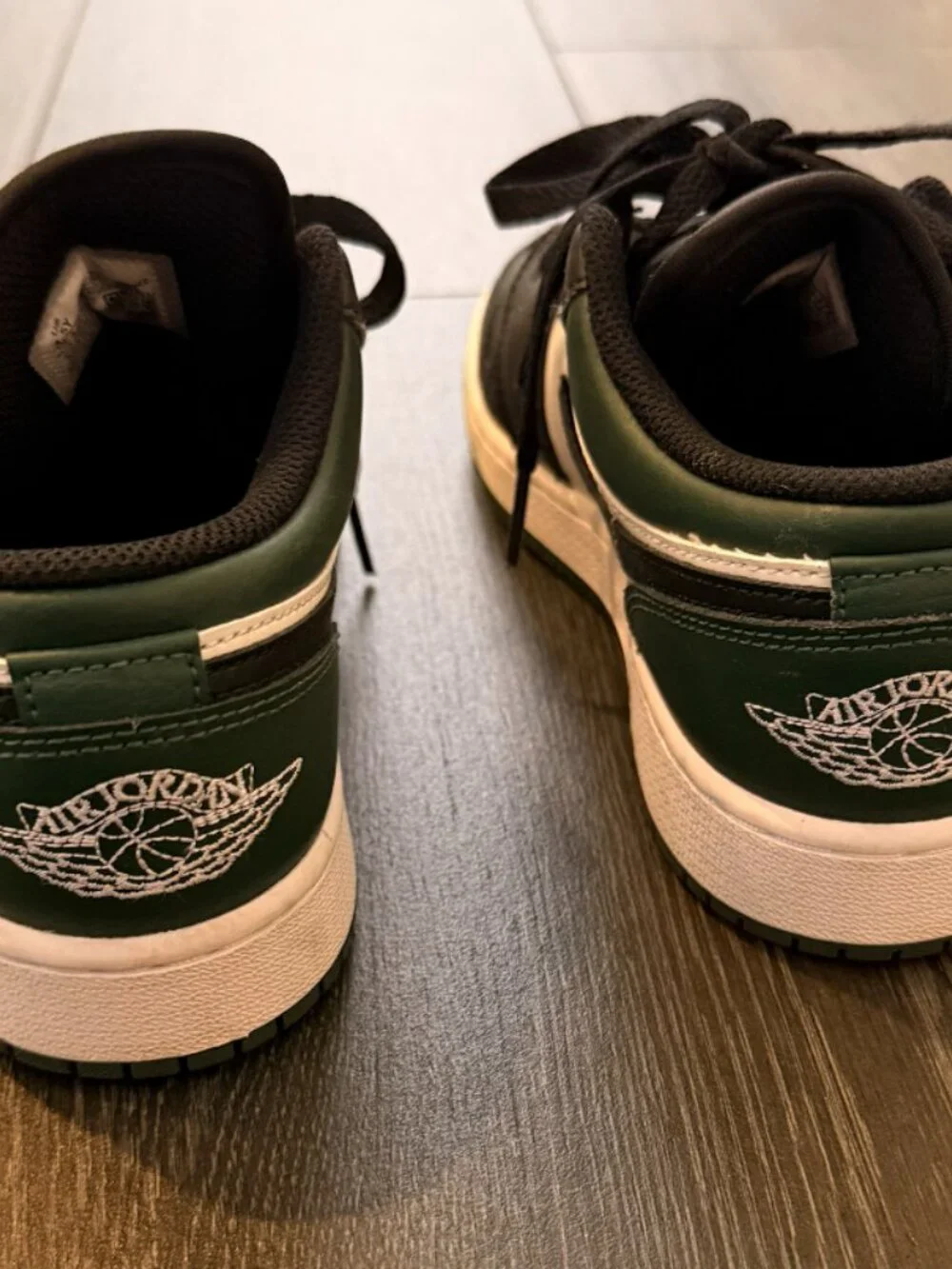 Jordan authentic air