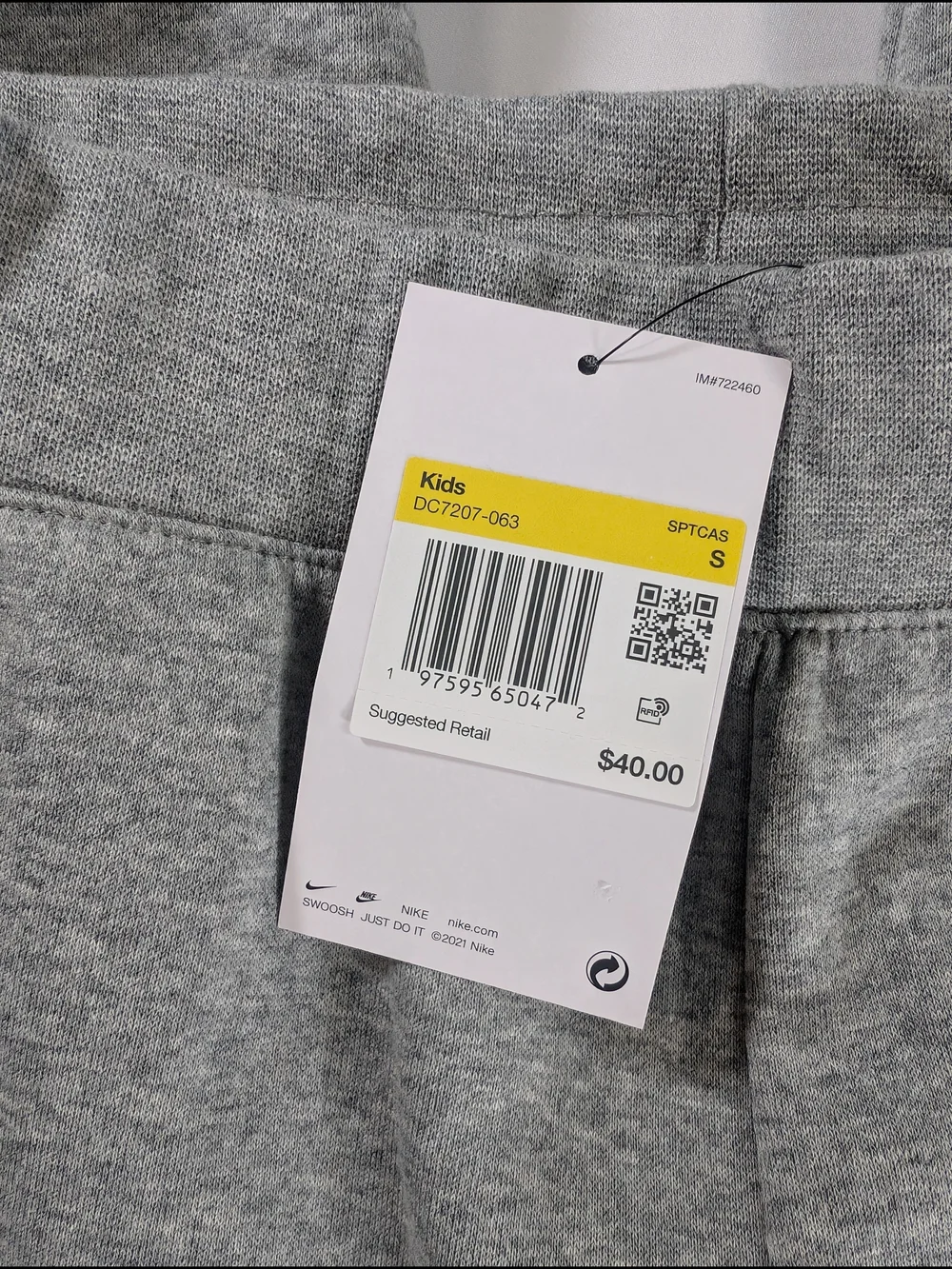 Nike sports casual size