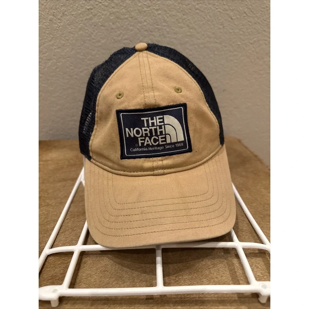 The North Face Mens Trucker Hat Cap Tan Beige‎ Mesh Back Canvas Snapback