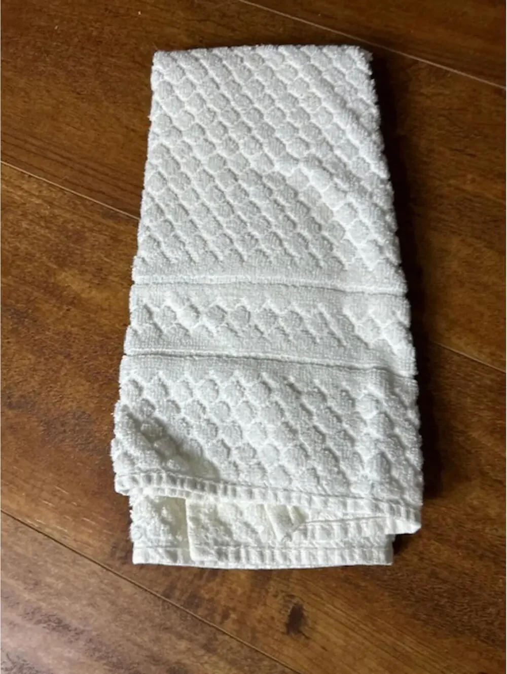 N/A white textured