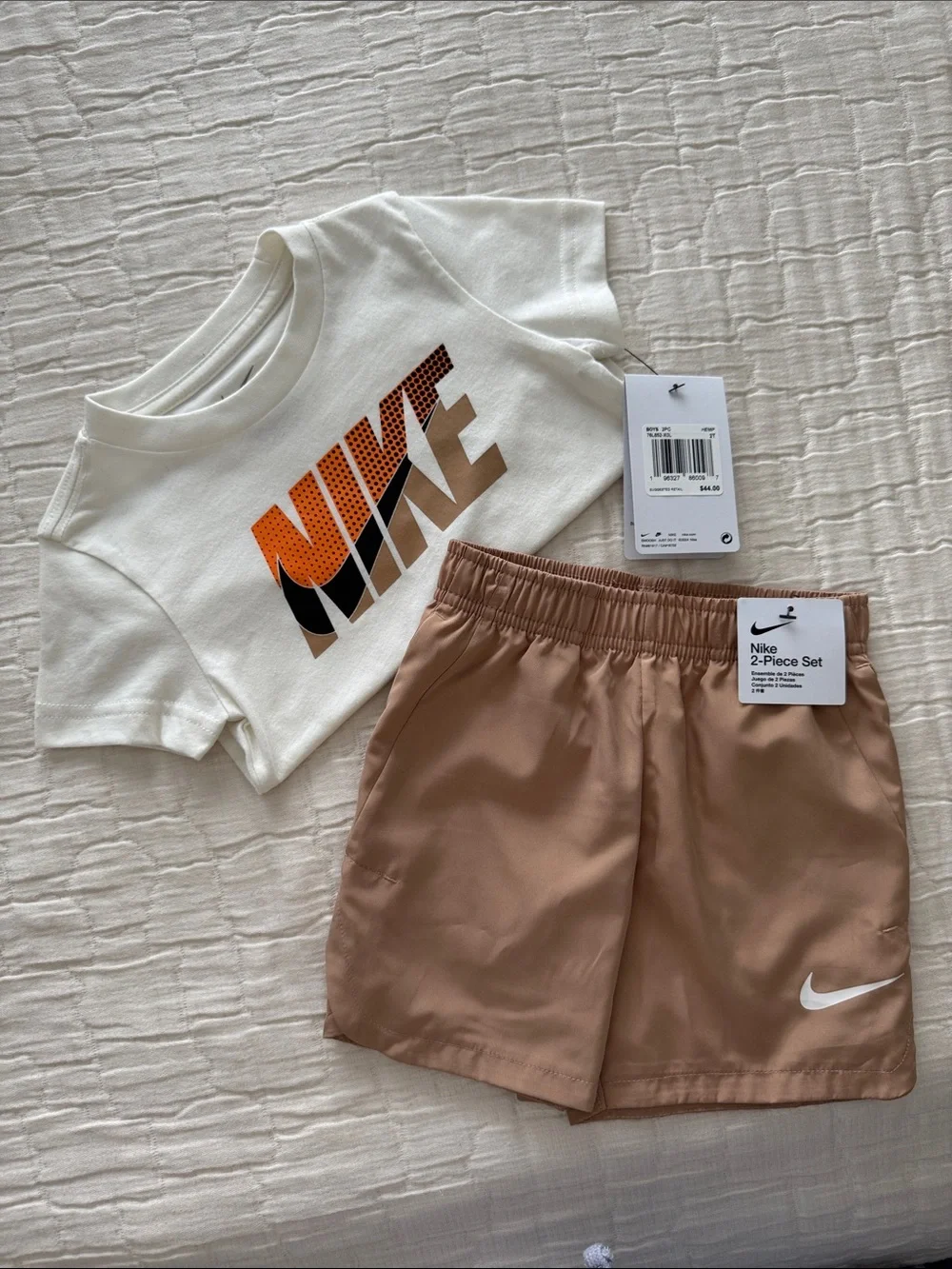 Nike NWT Boys 2 Pc Logo Tee and Dri-Fit Tan Shorts - White/Tan, Size 2T