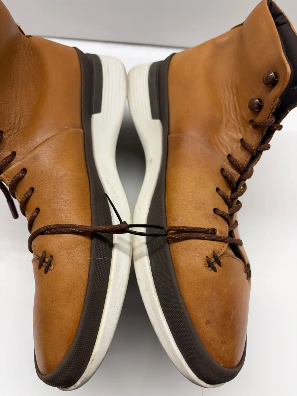 Wolf & Shepherd men’s comfort top