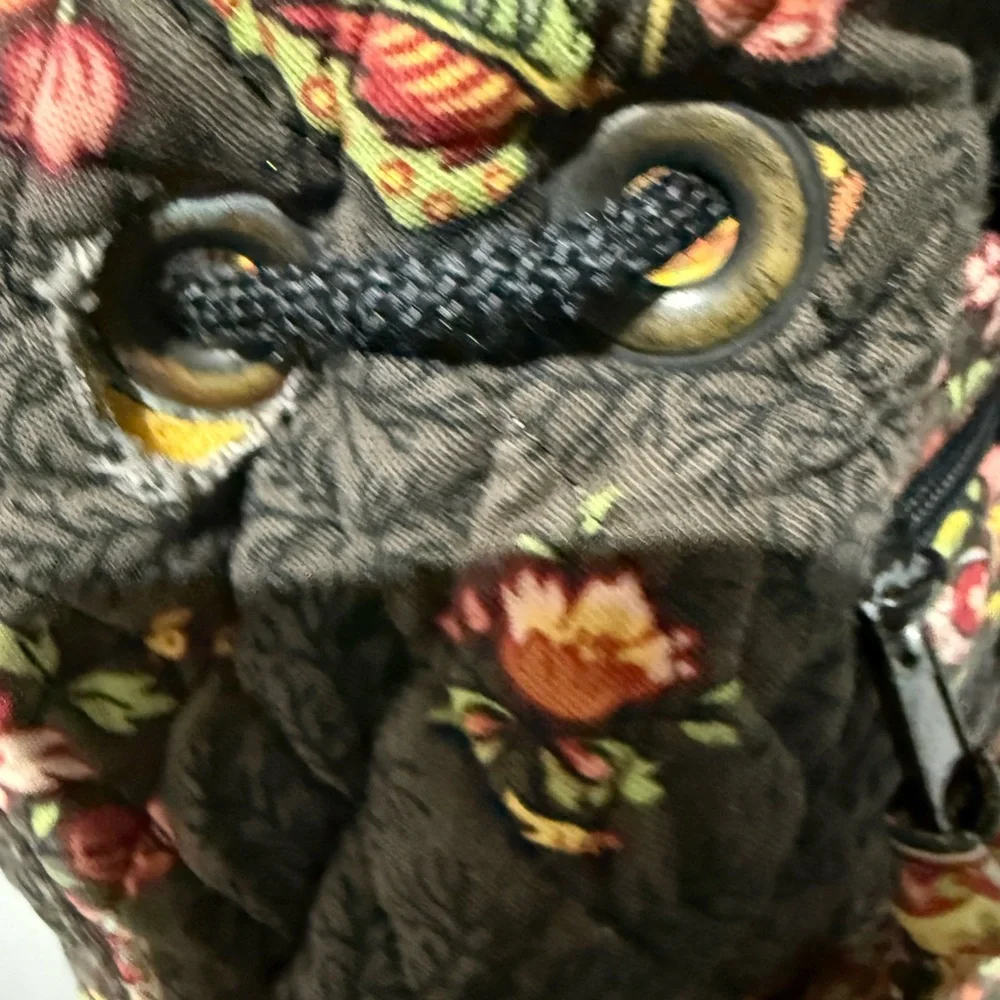N/A chic floral