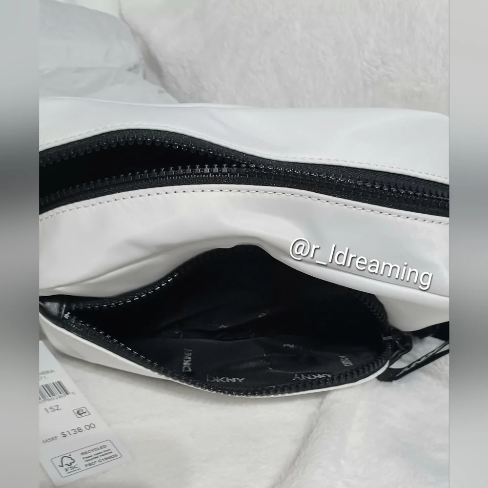 Dkny nwt camera