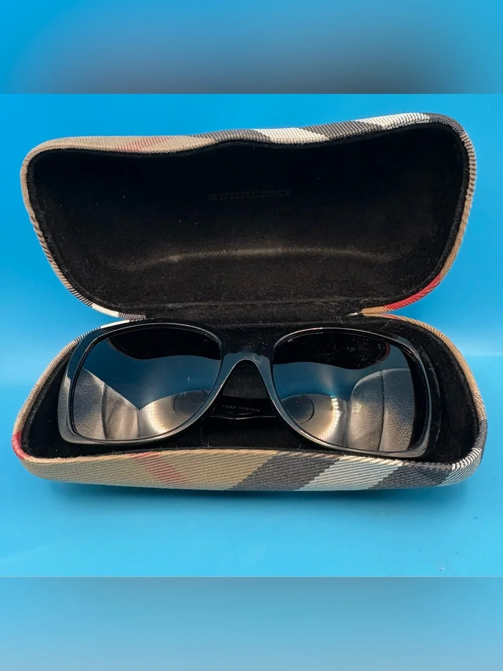 Burberry authentic sunglasses