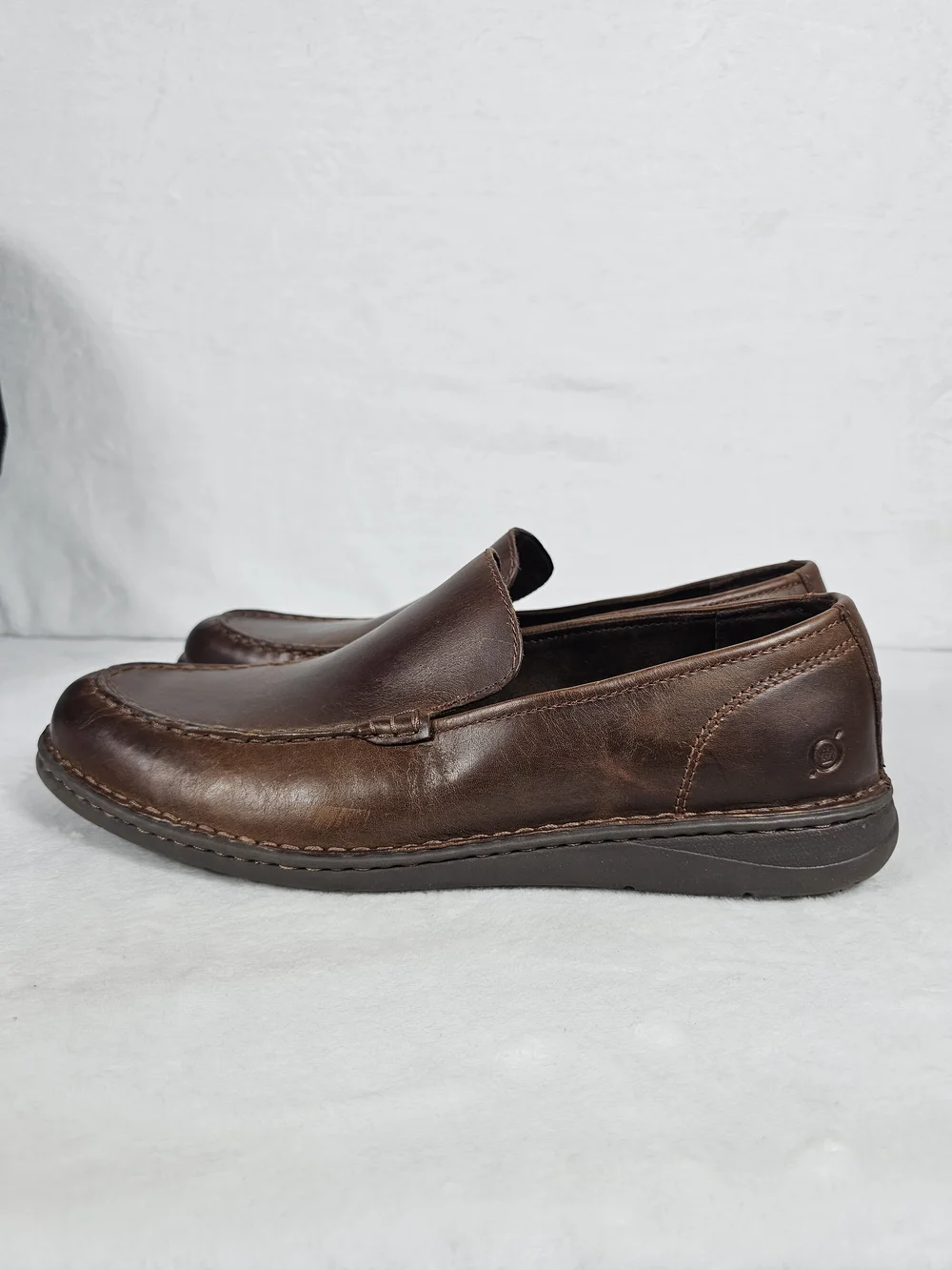 Born comfortable brown