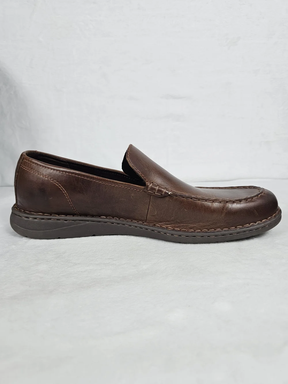 Born comfortable brown