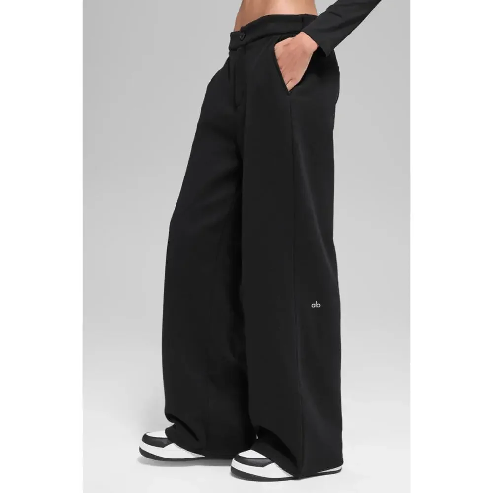 ALO Yoga brand alo