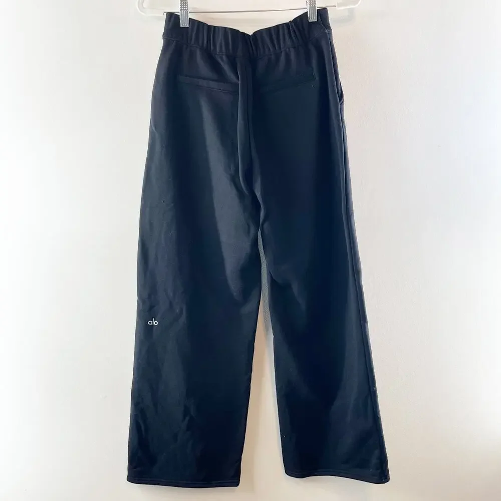 ALO Yoga brand alo
