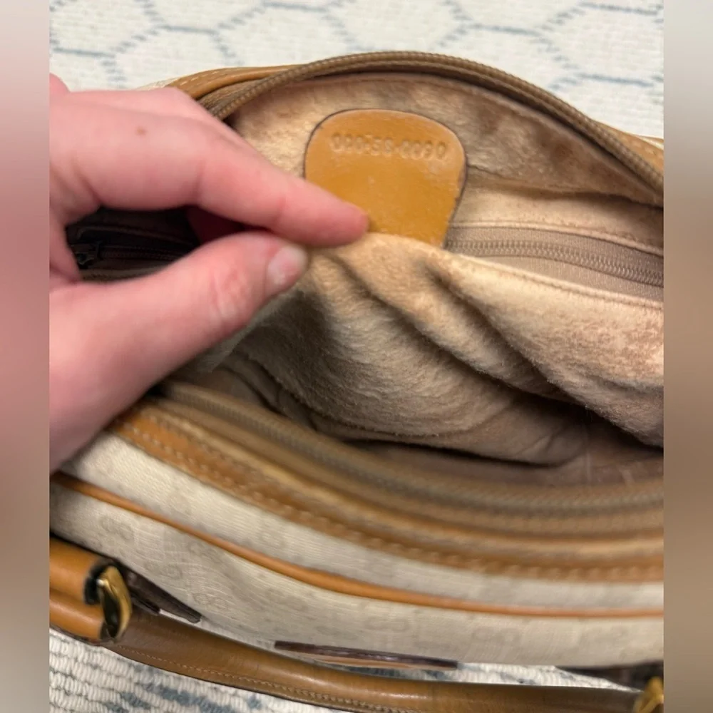 Gucci handles speedy limited