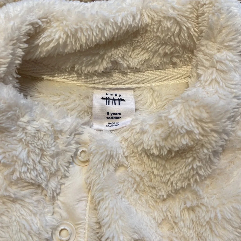 GAP pullover keep