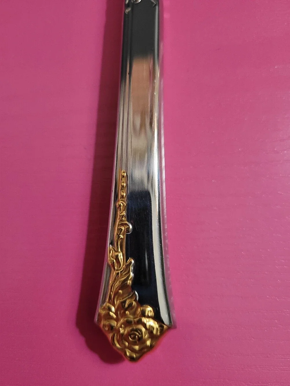 Oneida accent stainless golden