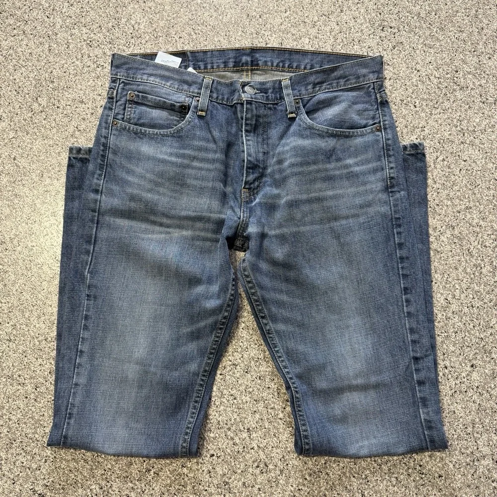 Levis good light