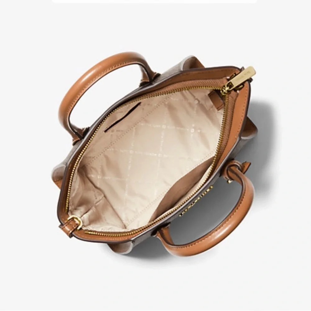 Michael Kors functionality tone detachable