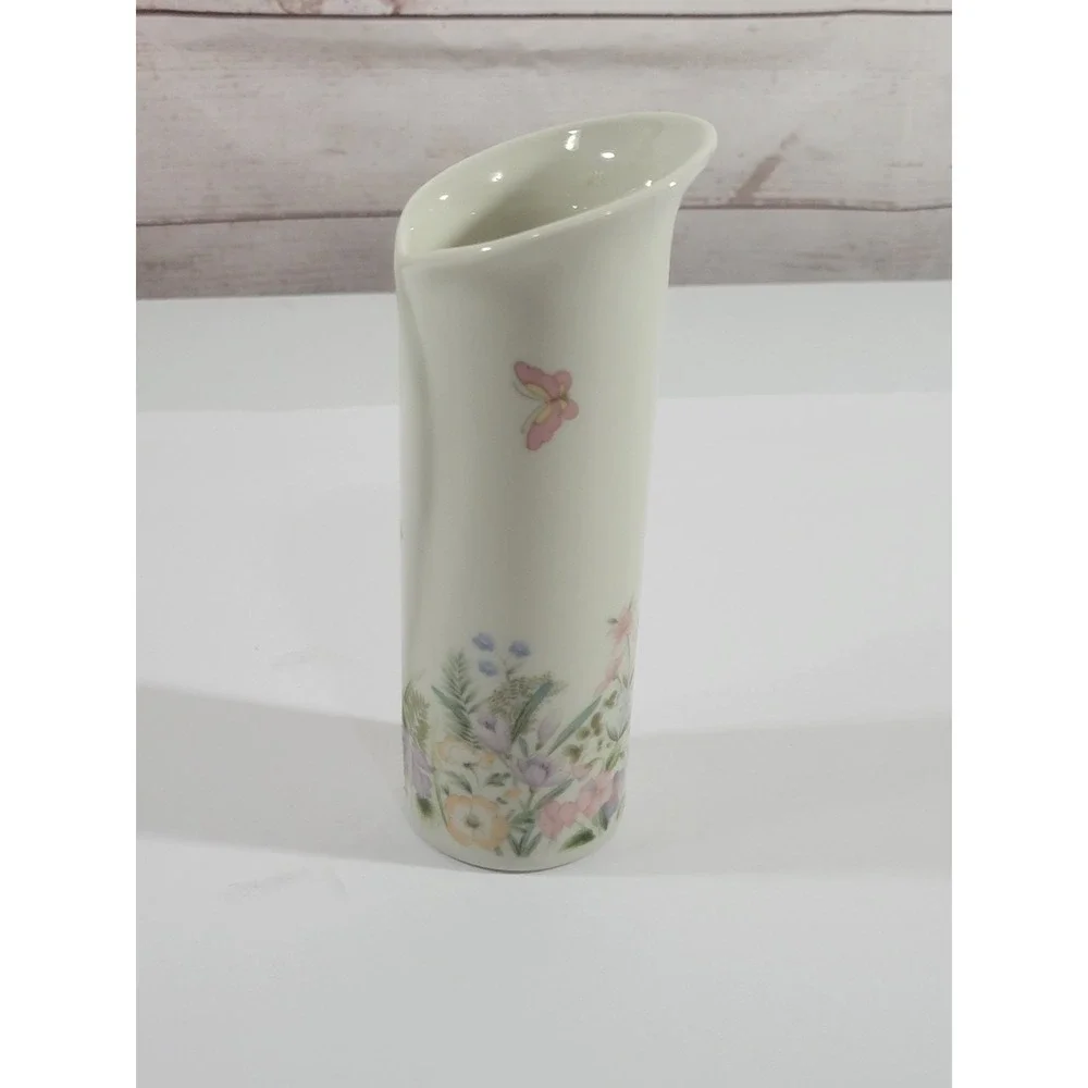 Bud Vase White Floral Butterfly Porcelain Japan 5.75