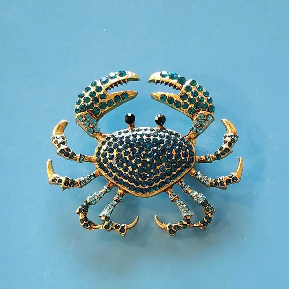 Unbranded stunning crab