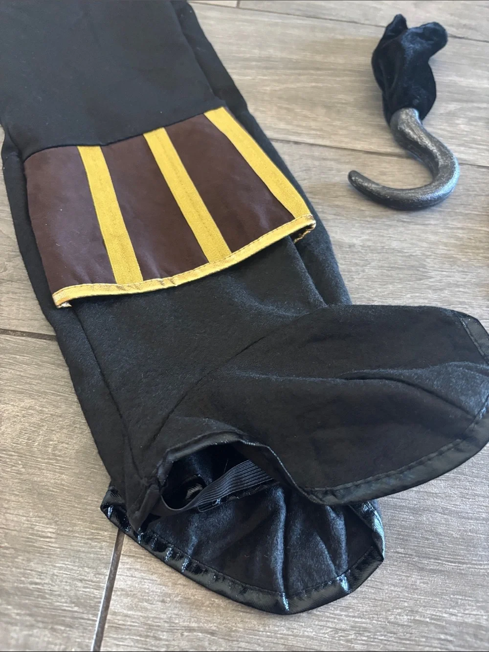 N/A fabric hook