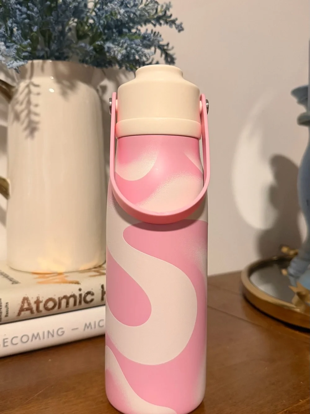 Starbucks 2026 pink