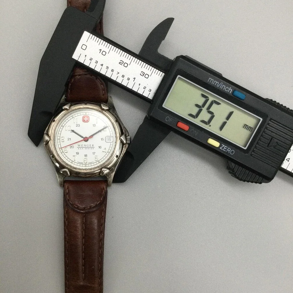 Vintage Wenger SAK Design Mens Watch 35mm Brown Leather NOT RUNNING FOR PARTS