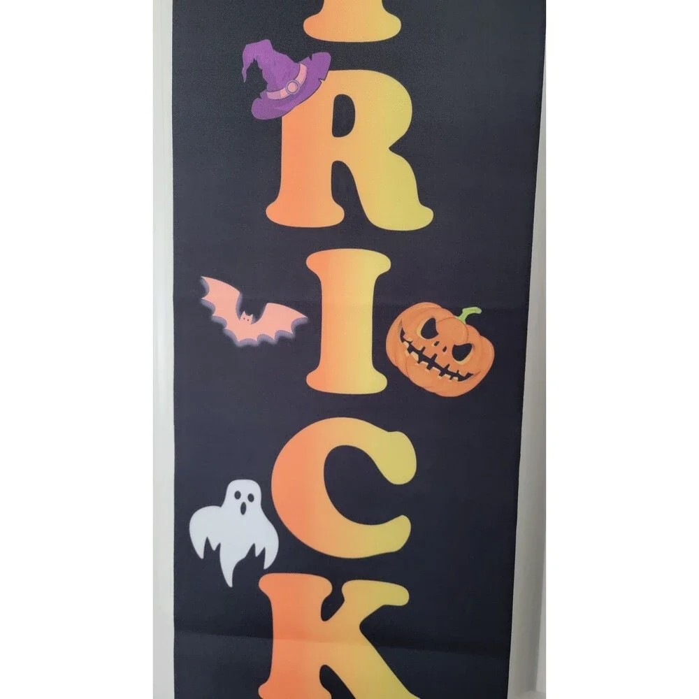 Young Craft halloween trick