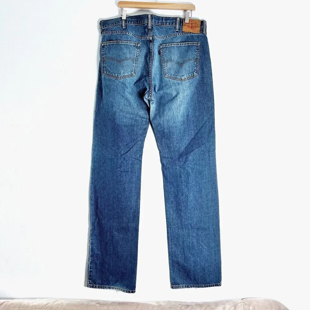 Levi's Straight Leg Jeans Medium-Dark Wash High Rise Denim Size 33x38