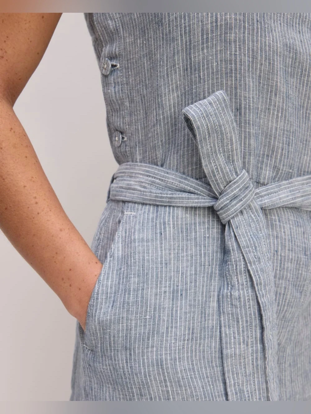 Everlane linen side