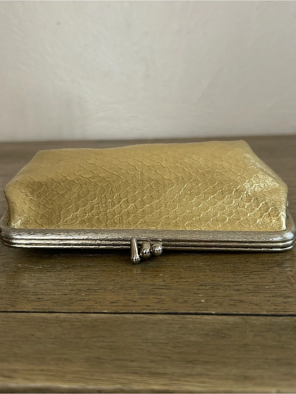 Celebrity New York gold metallic
