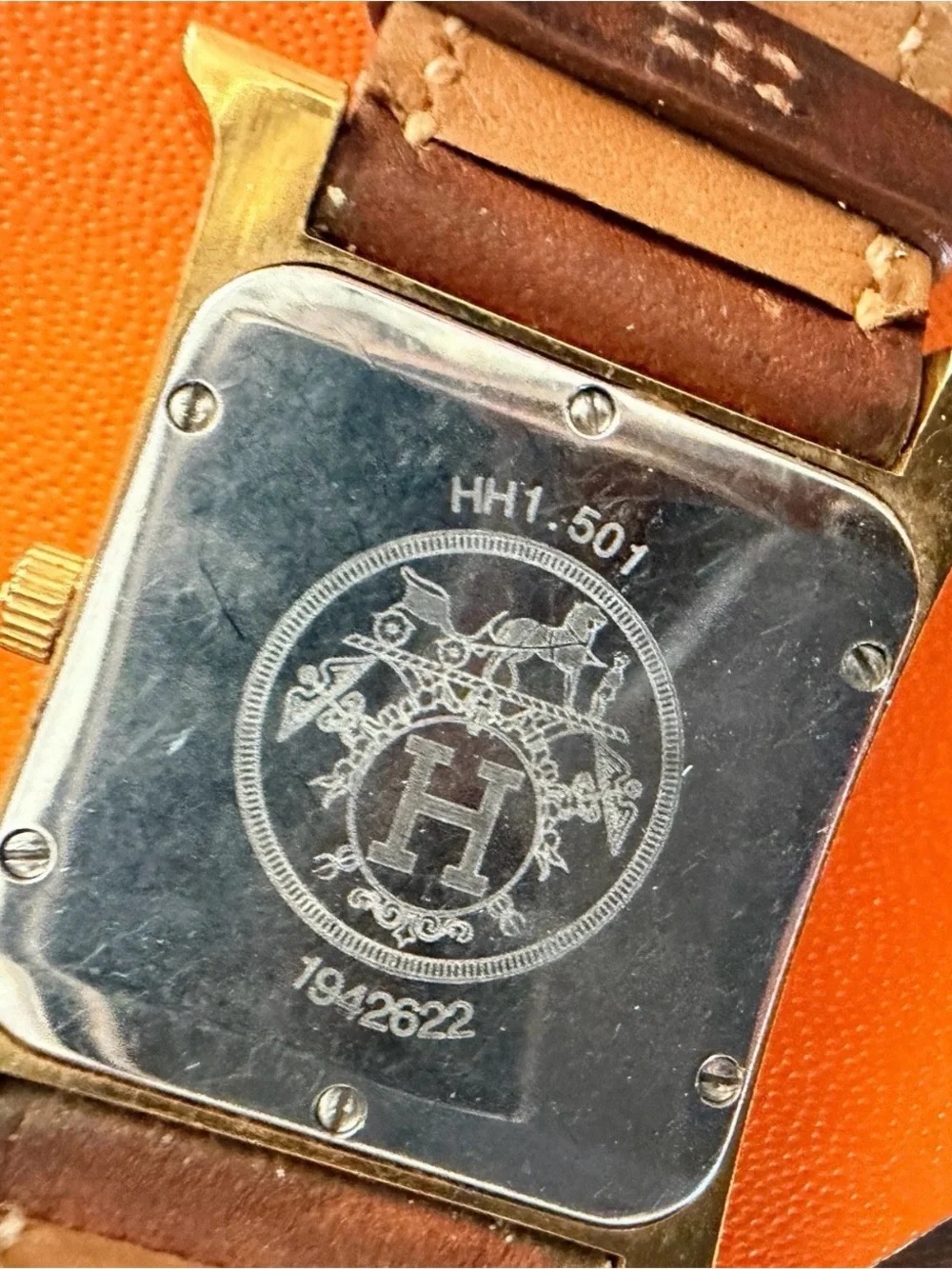 Hermes case metal