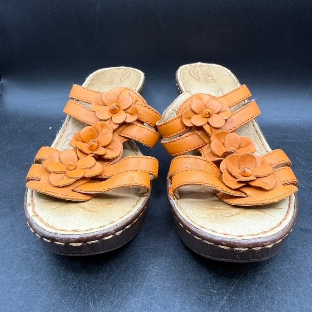 Born flower wedge