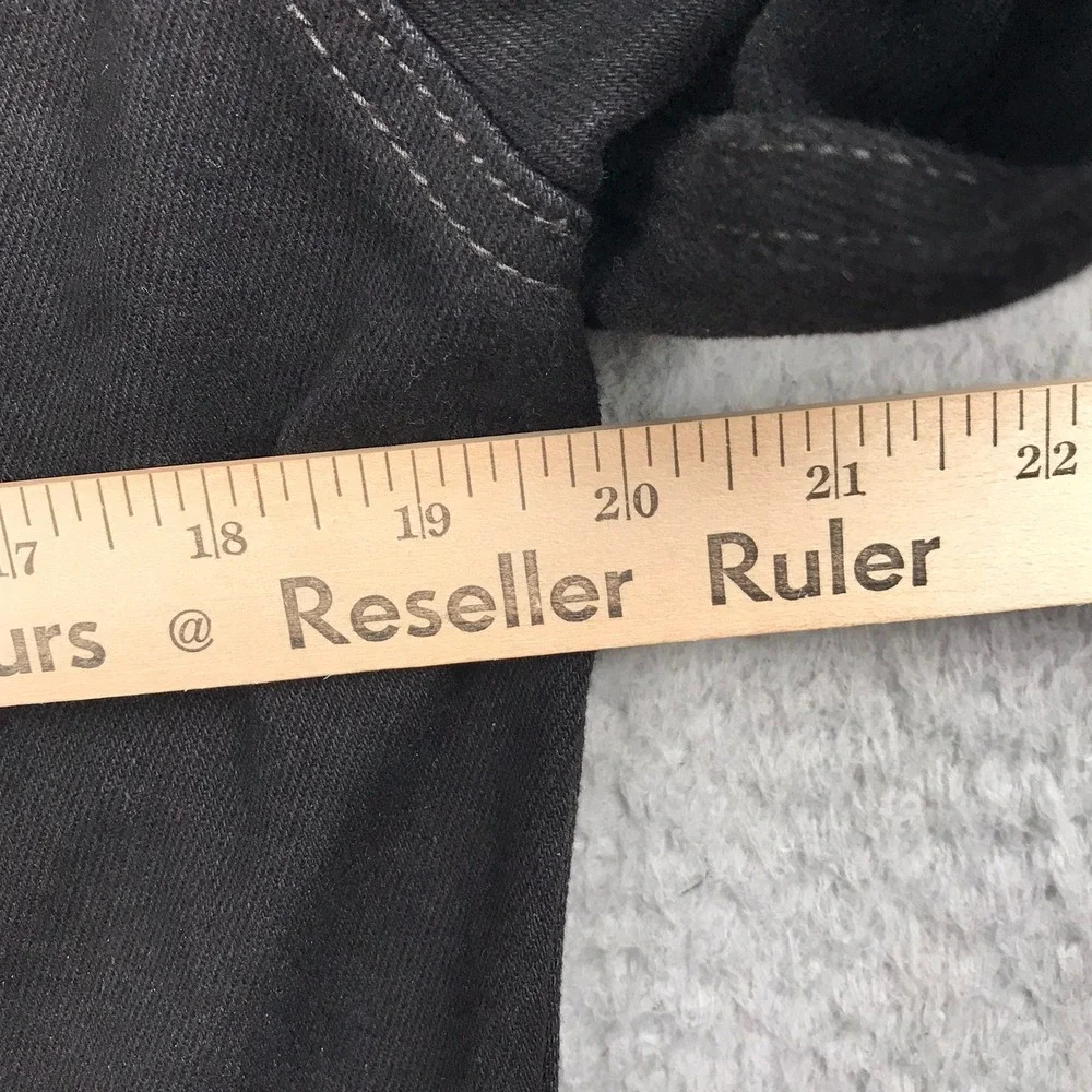 Levis this jacket