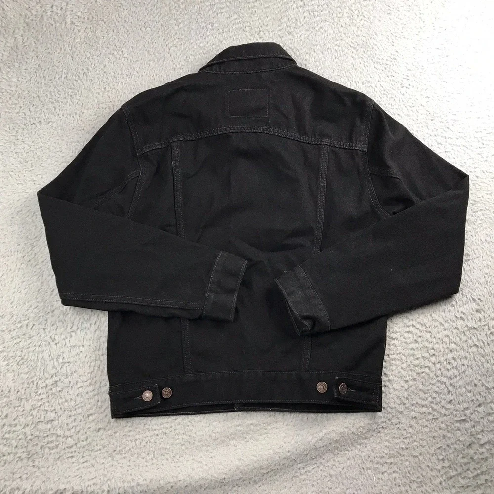 Levis this jacket