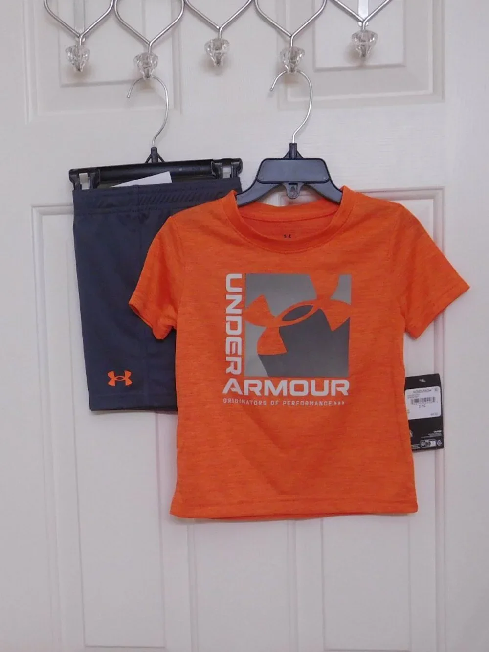 NWT 2pc Under Armour Orange Gray Logo Shirt & Gray Shorts Set sz 2t
