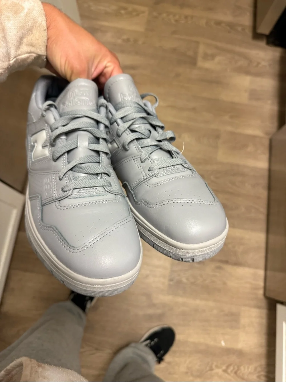 New Balance 550 Grey Grey BB550MCB Men Size 10.5 Used