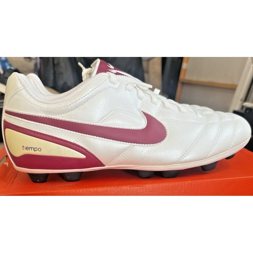 Vintage Nike Tiempo Natural II VT White/Crimson Soccer Cleats Men's Size 11.5