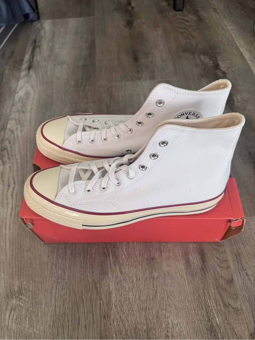 Converse lace secure