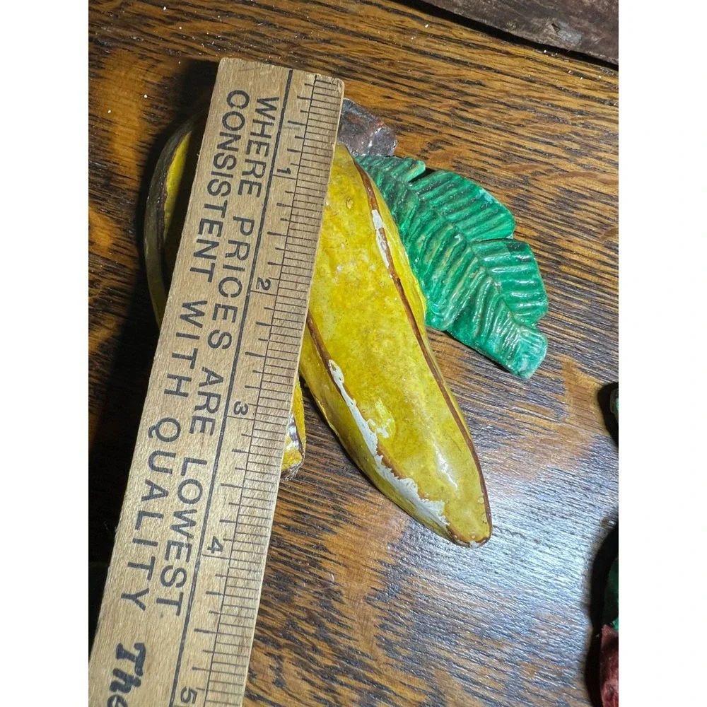 Unbranded vintage set