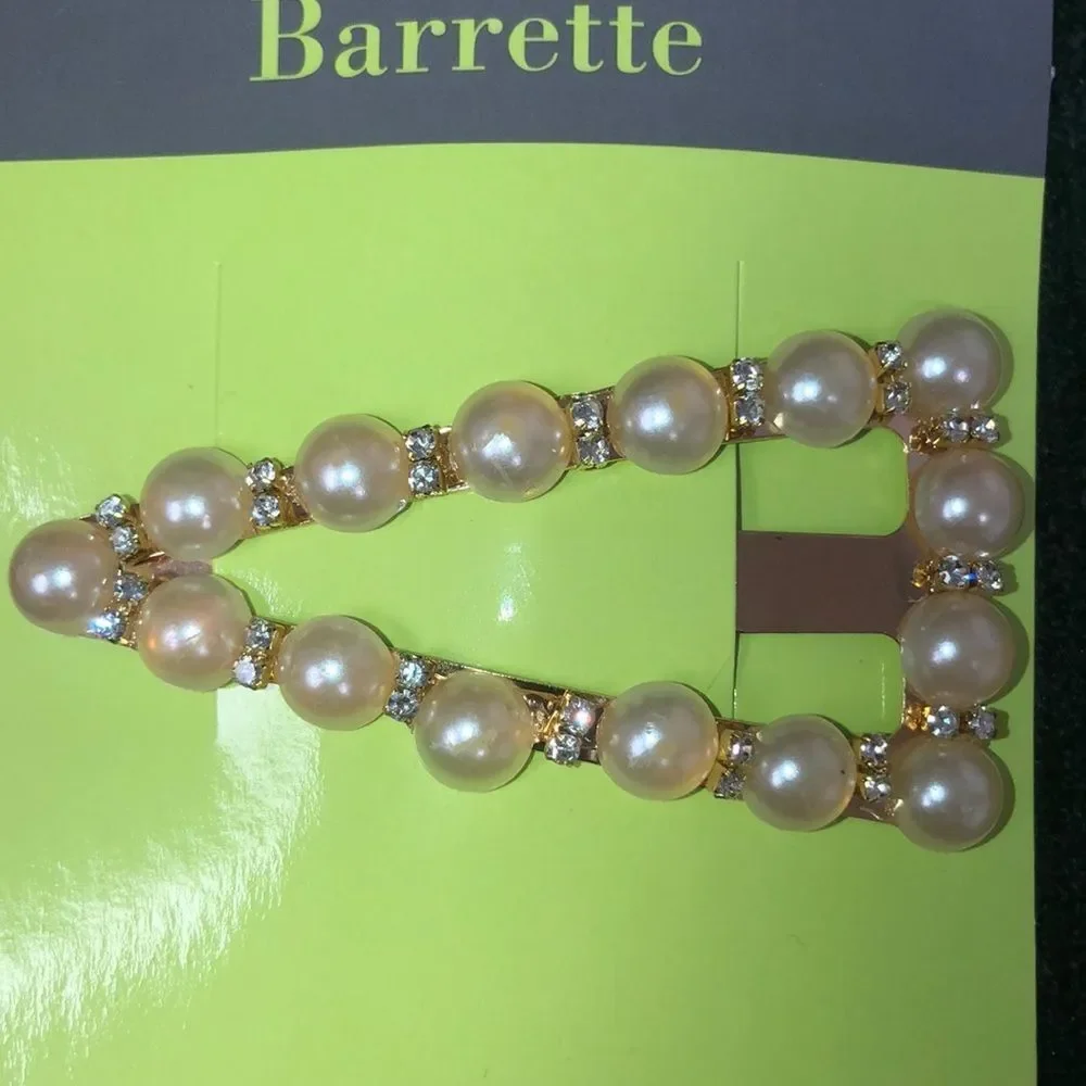 NWT Gold Tone White Pearls and Stones Triangular Hair Clip