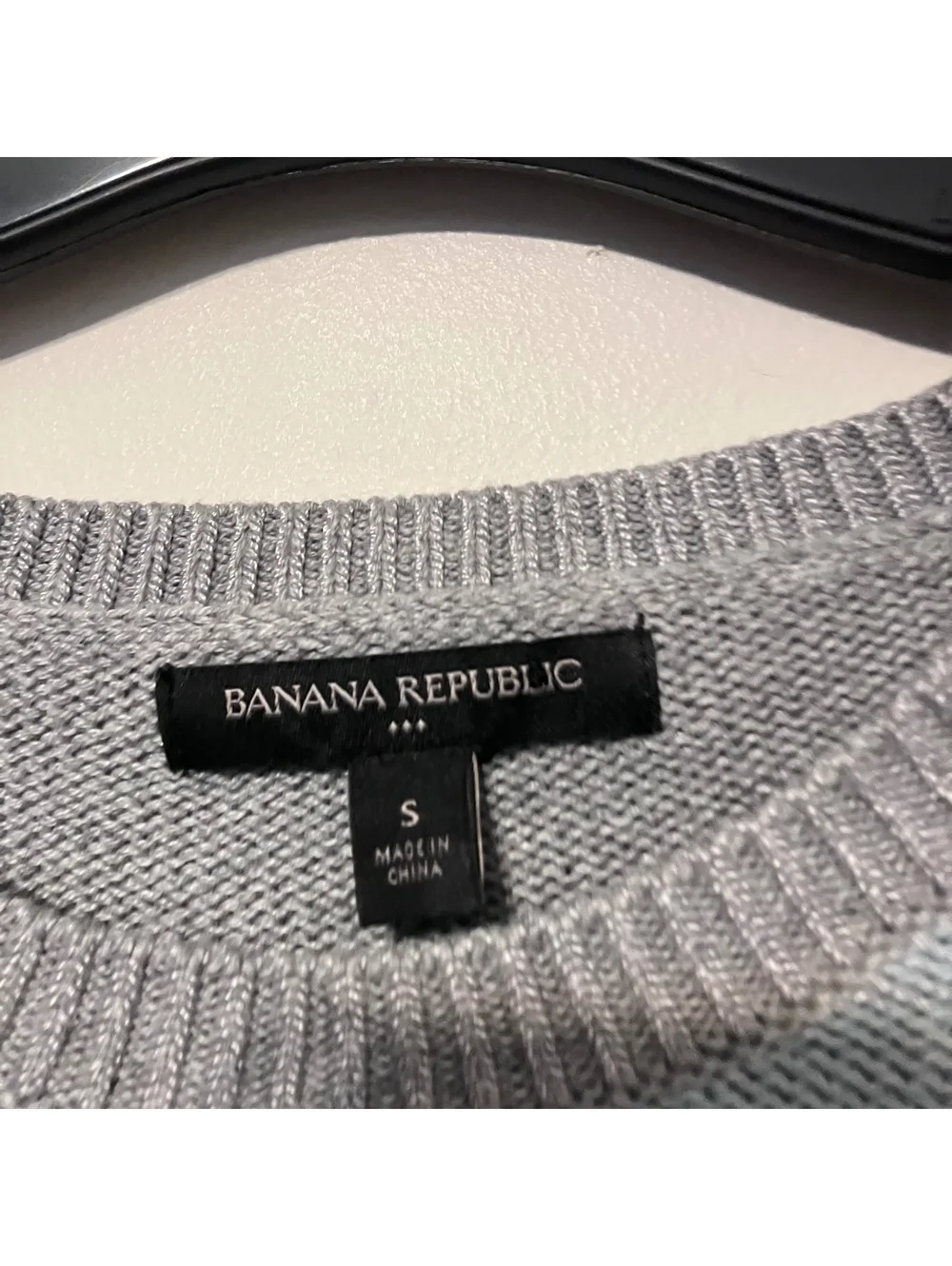 Banana Republic Men's Classic Preppy Blue Striped Knit Sweater Pullover Small