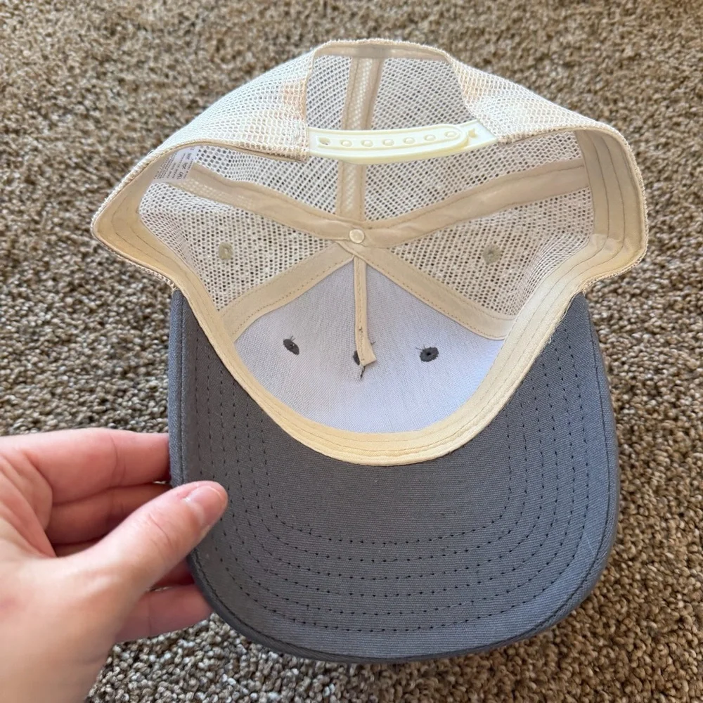 CHOOSE BALANCE Graphic Trucker Hat