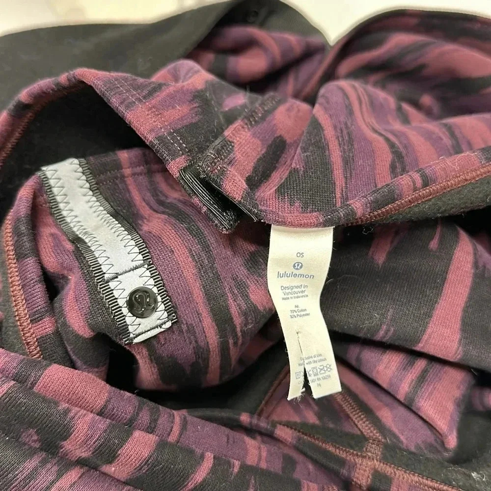 lululemon athletica stylish scarf