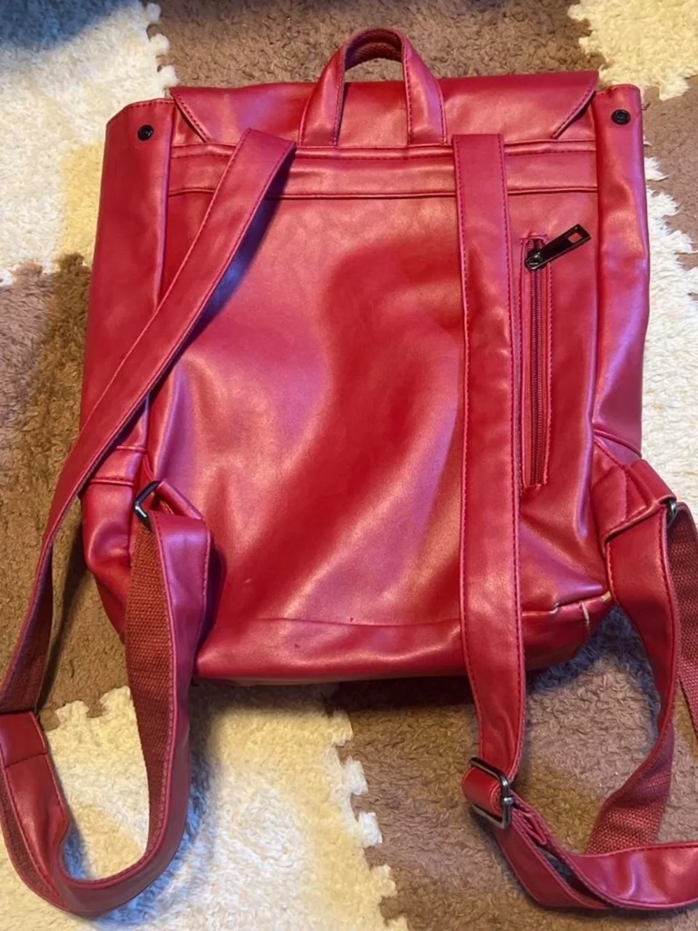 N/A red leather