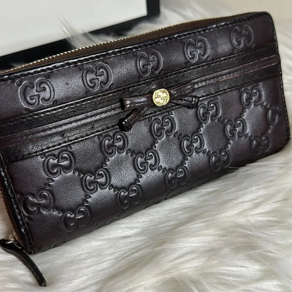 Gucci preloved guccissima