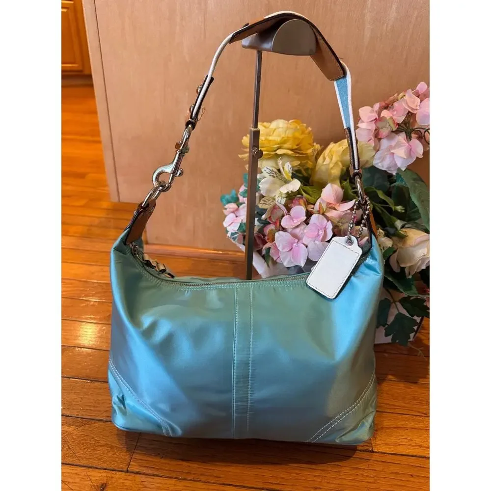 Coach tains couple