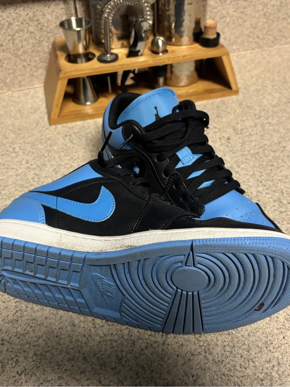 Jordan low top