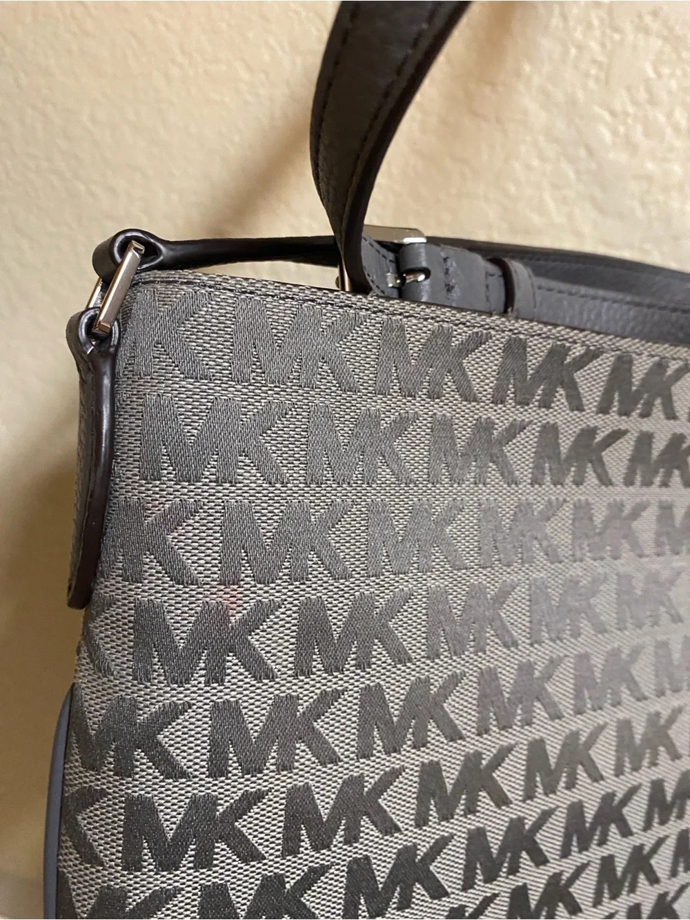Michael Kors front zipper