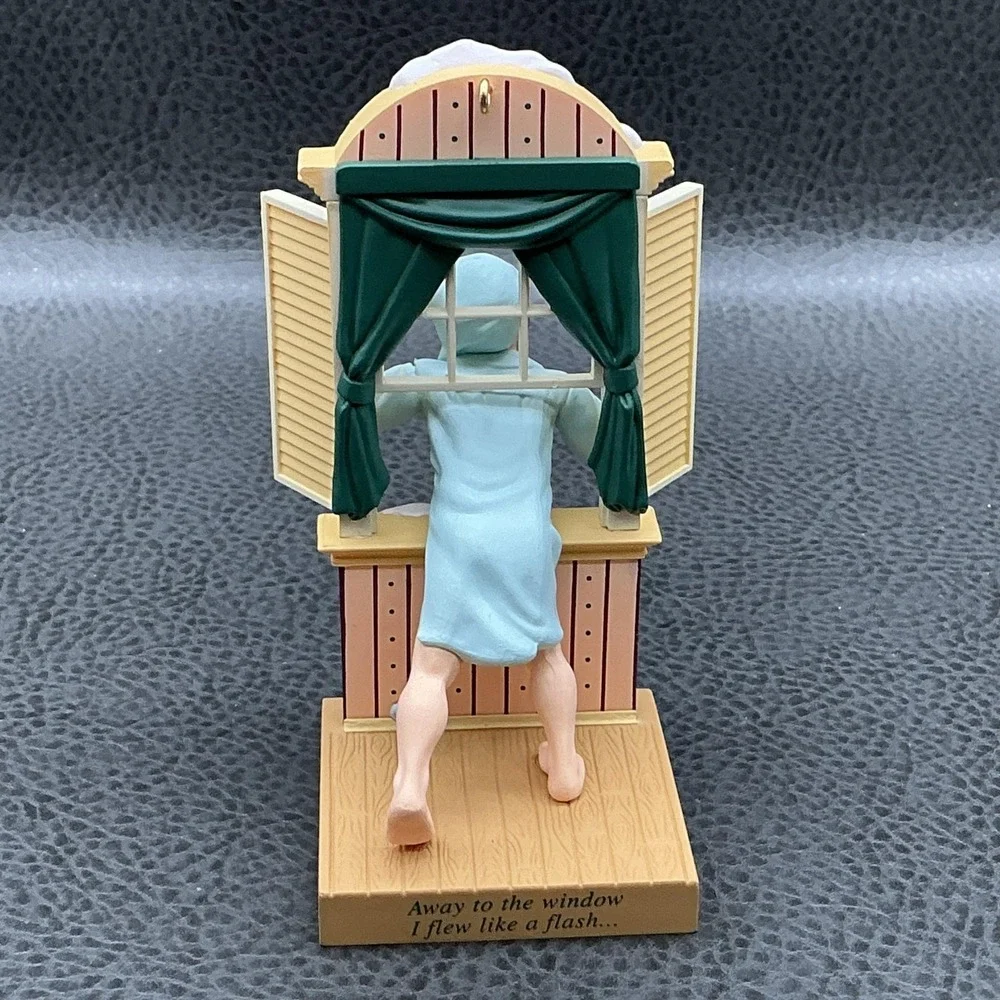 Vintage Hallmark Keepsake 1997 Away To The Window Membership Ornament W Box