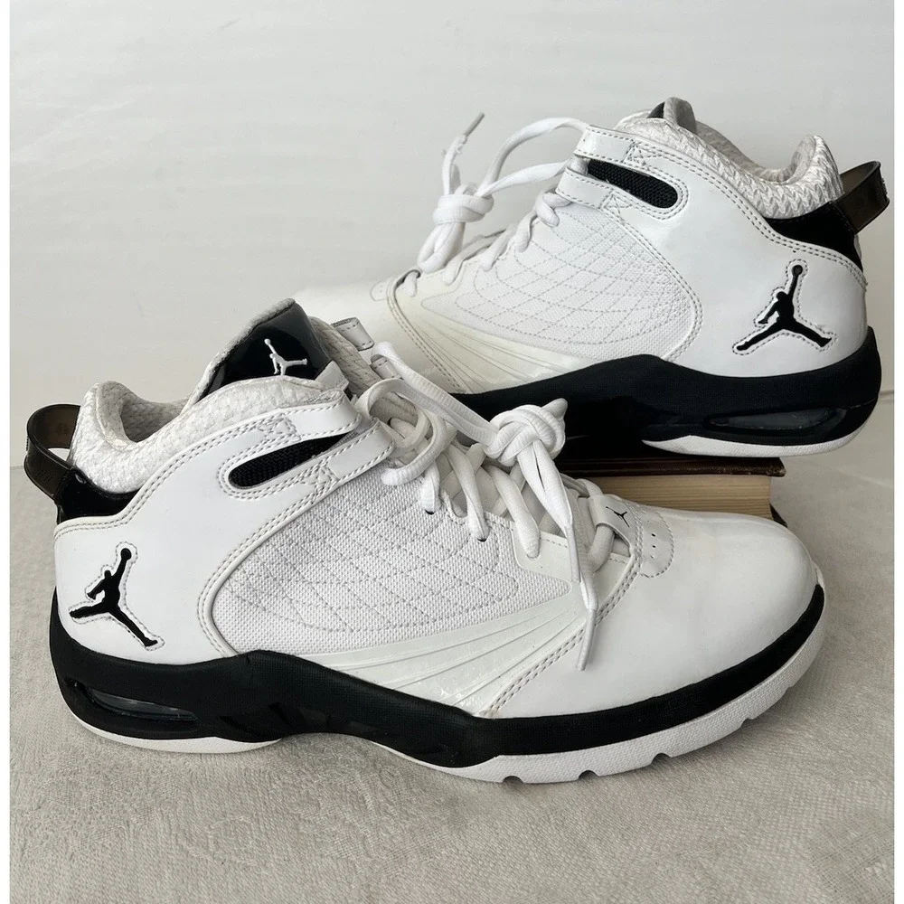 Nike Air Jordan New School White Black 469955-103 Mens 10.5 New No Box 2011