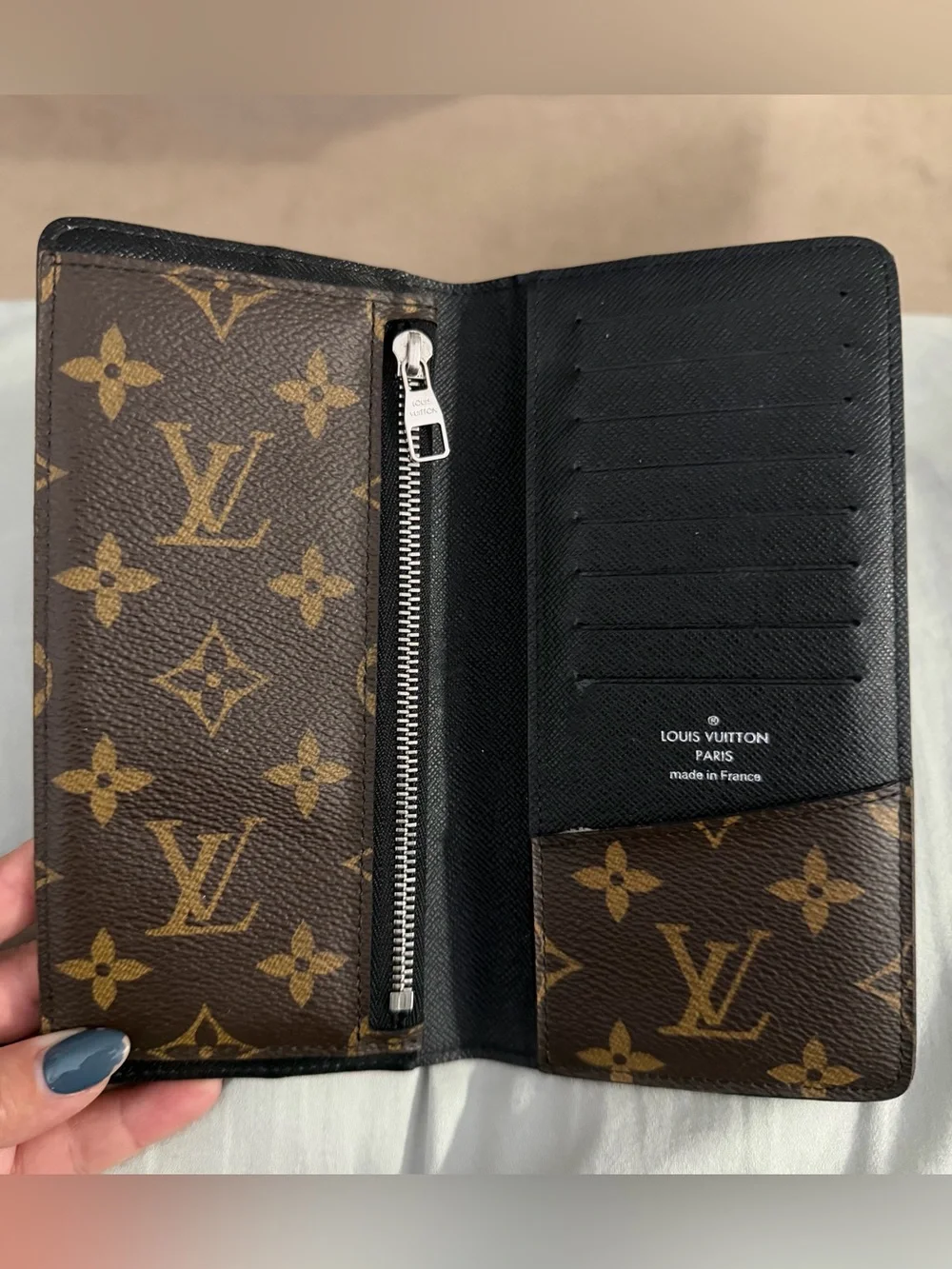Louis Vuitton authentic louis
